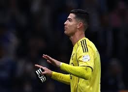 米体：莫伊塞-基恩正在与前意大利环球小姐约会