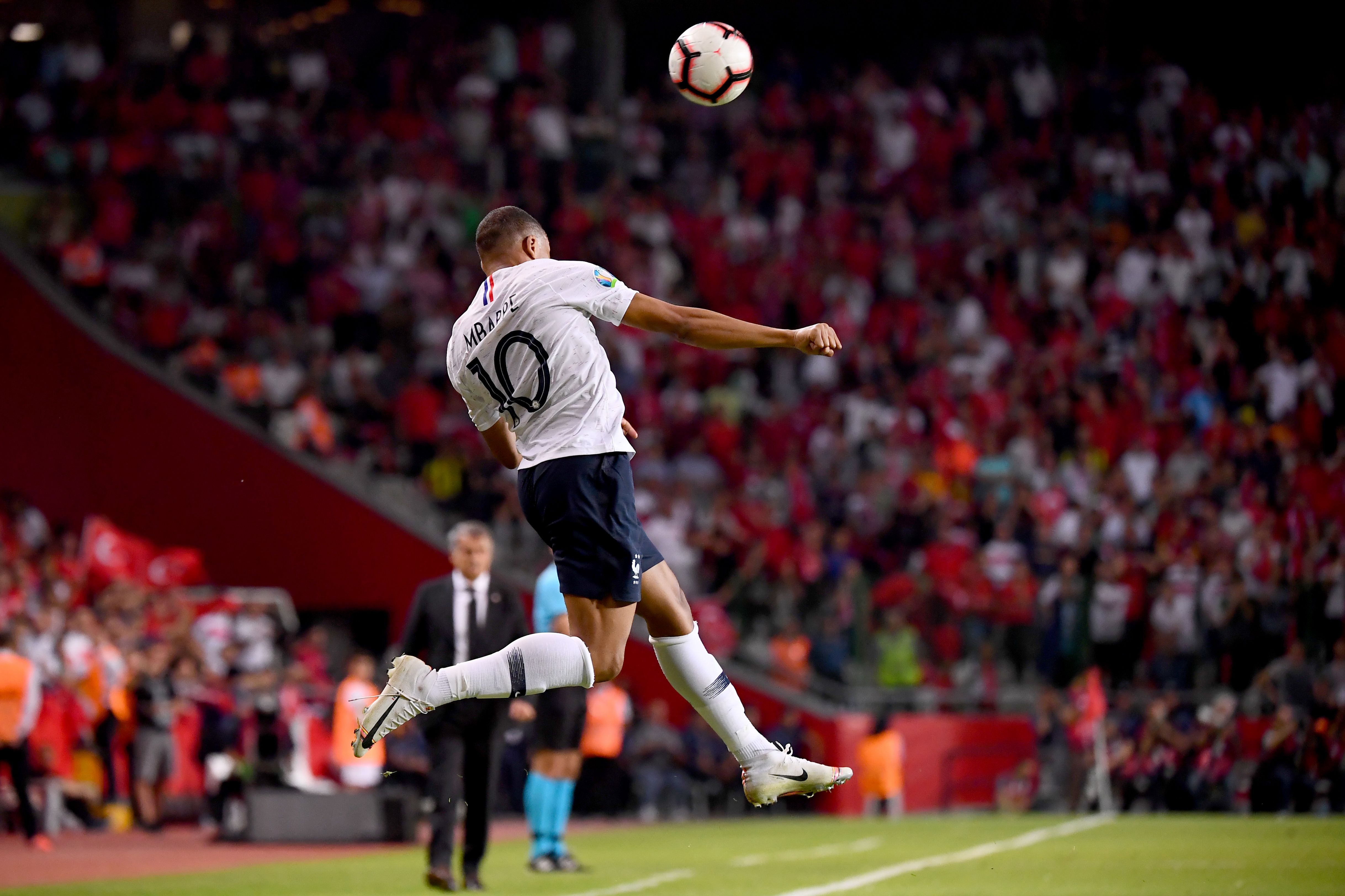 世人展示了 世人展示了